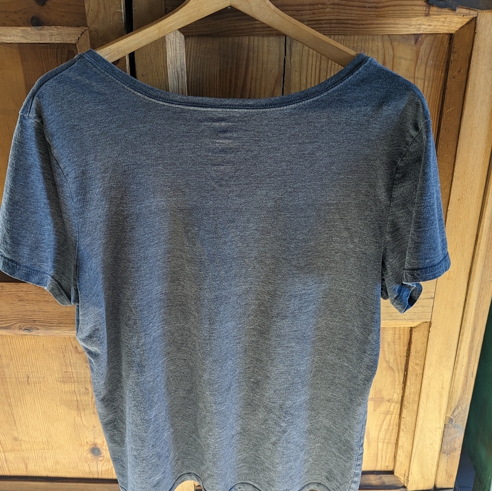 Raiders Football Tee women's XL - Picture 4 of 5